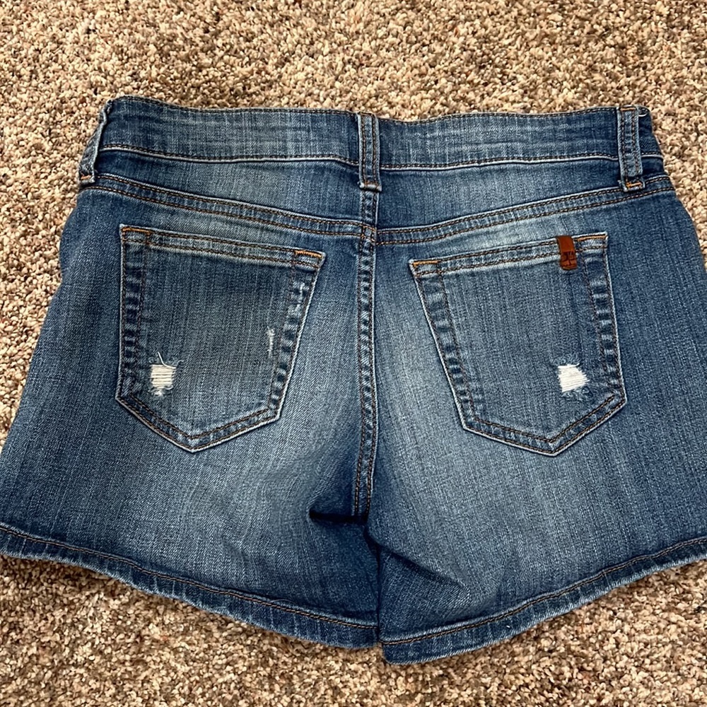 Joe’s denim shorts - Picture 2 of 3